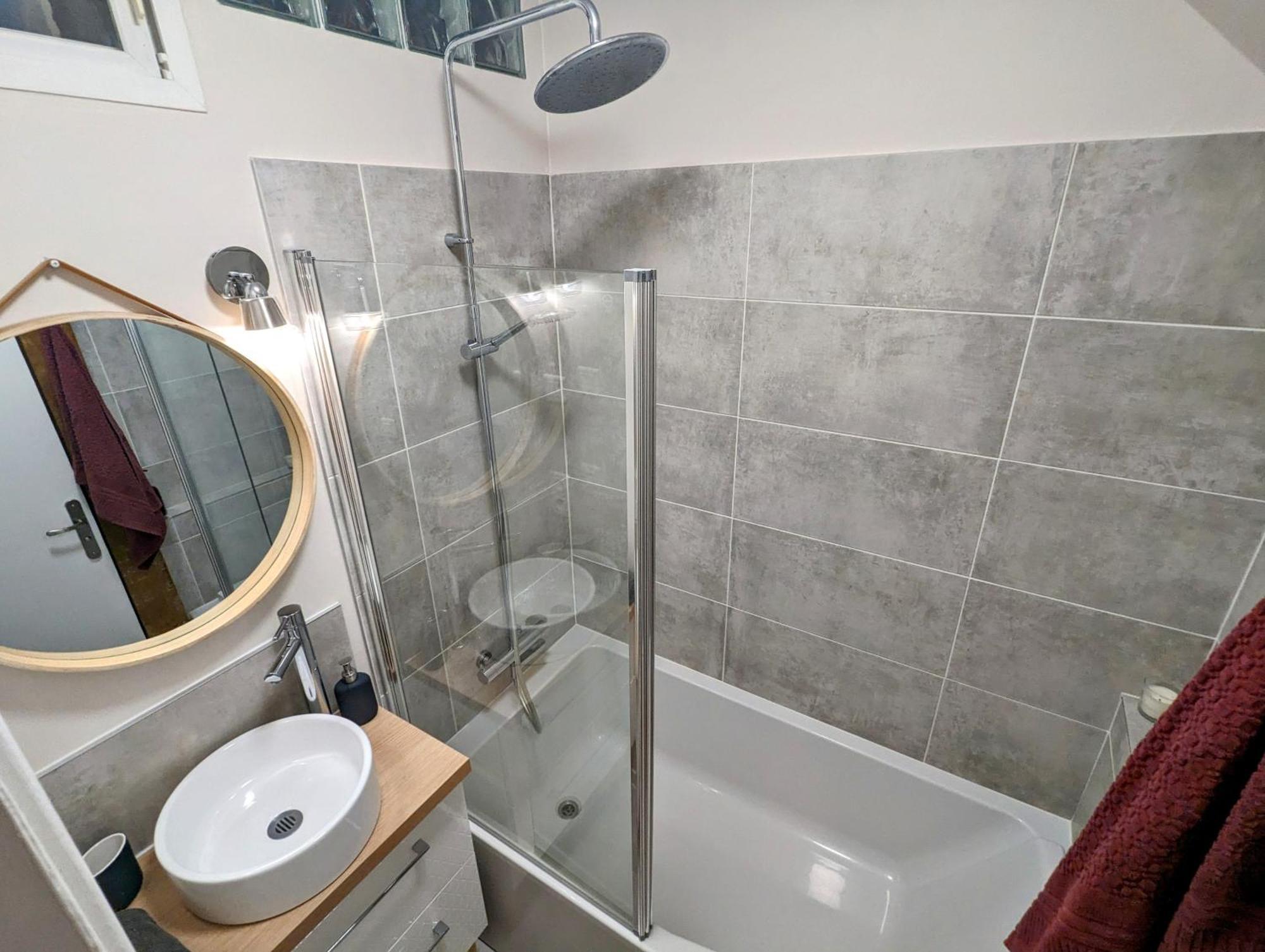 Artist Home - City Center - Bathtub - Terrasse - Full Appartment Rouen Eksteriør bilde
