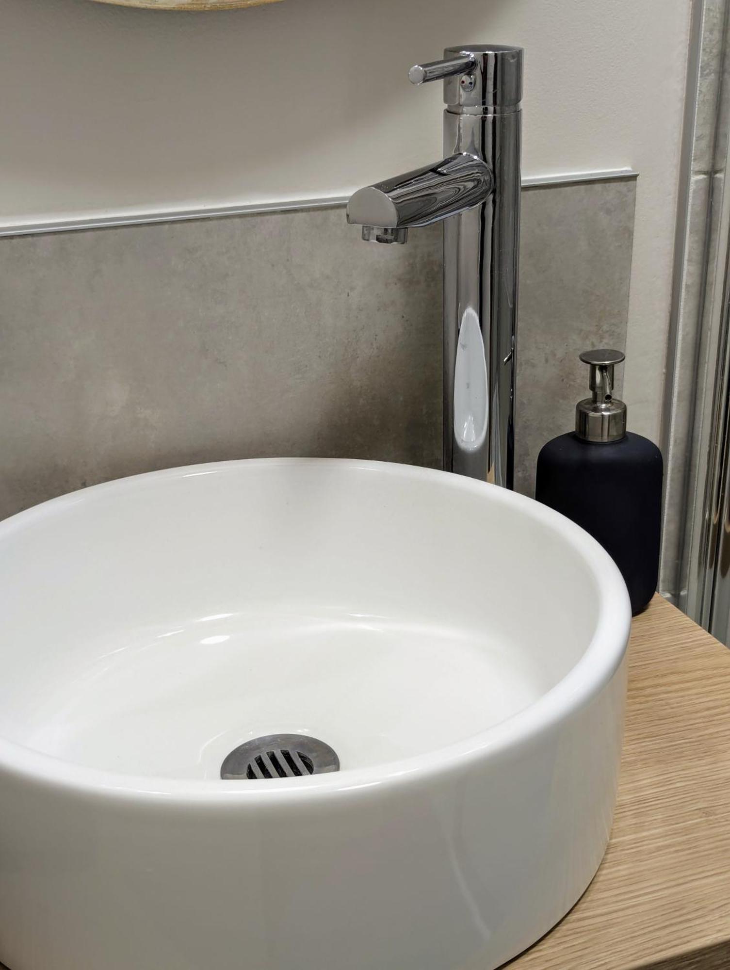 Artist Home - City Center - Bathtub - Terrasse - Full Appartment Rouen Eksteriør bilde